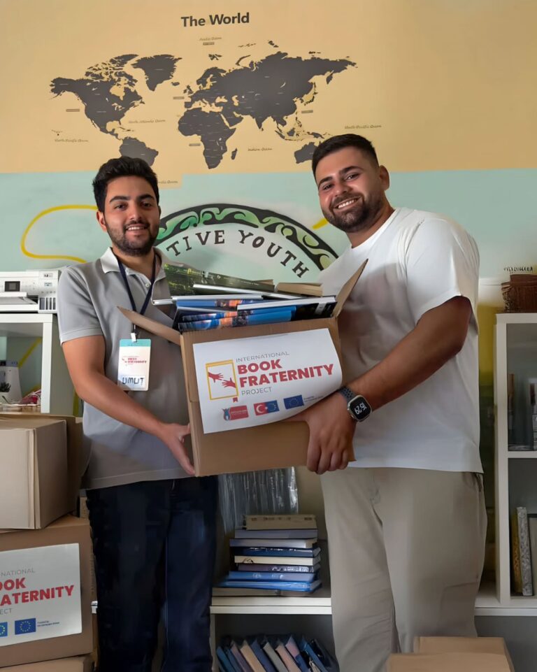 Campaña Internacional de Donación de Libros y Presentación del Proyecto Digital en la Feria del Libro de Italia