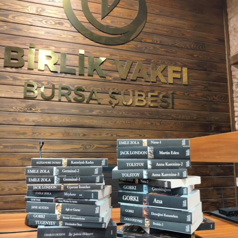 Abbiamo Organizzato un Evento di Raccolta Libri con la Filiale di Bursa della Fondazione Birlik